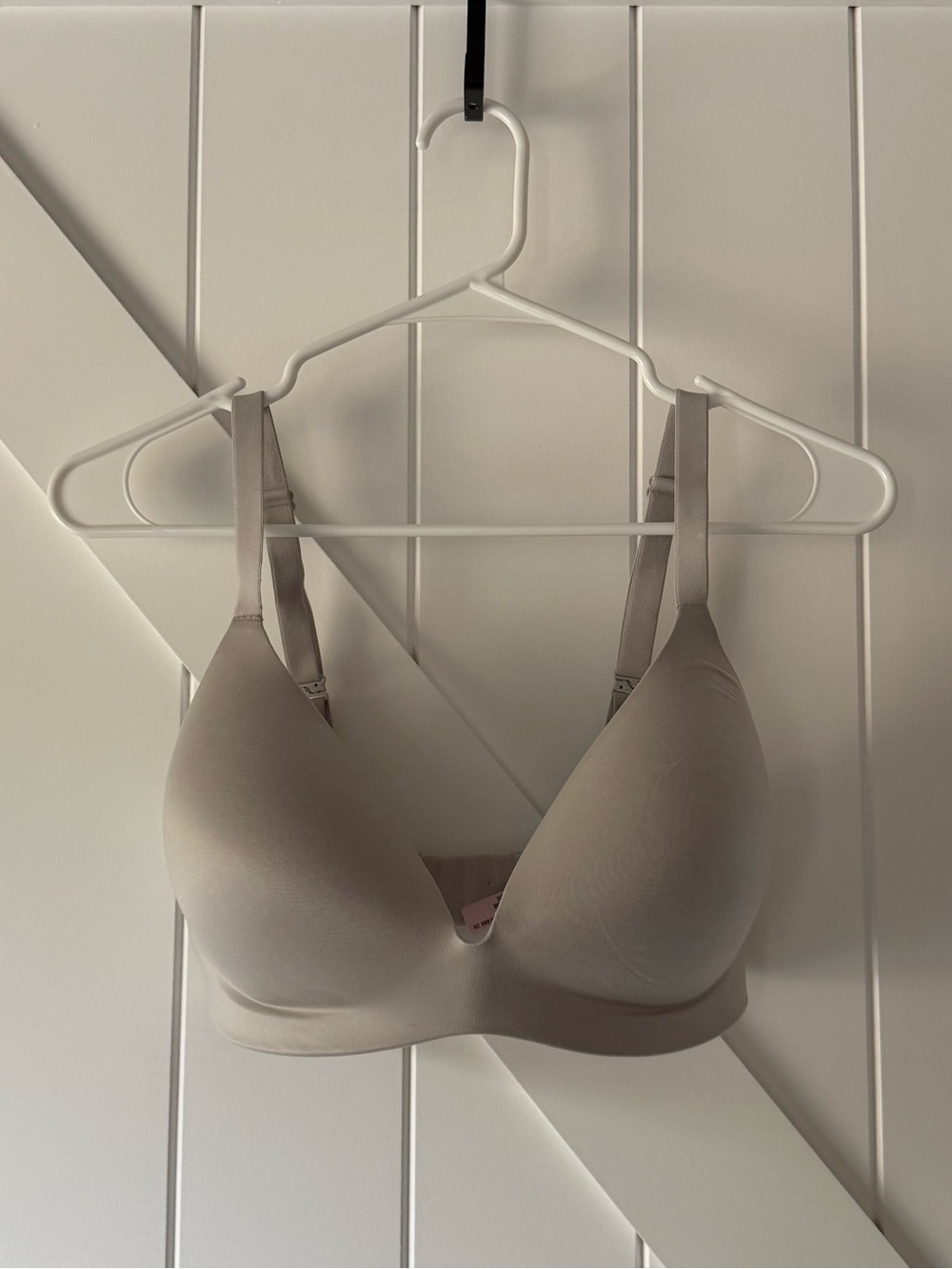 Victoria’s Secret Lightly Lined Demi Bra 32F